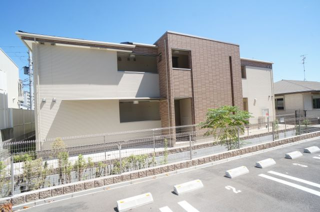 コンソラータの外観