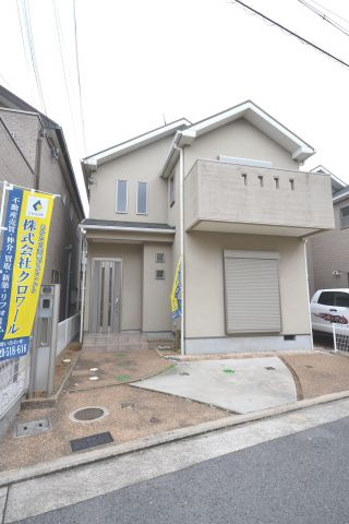 和泉市伯太町5丁目　戸建ての前面道路含む現地写真