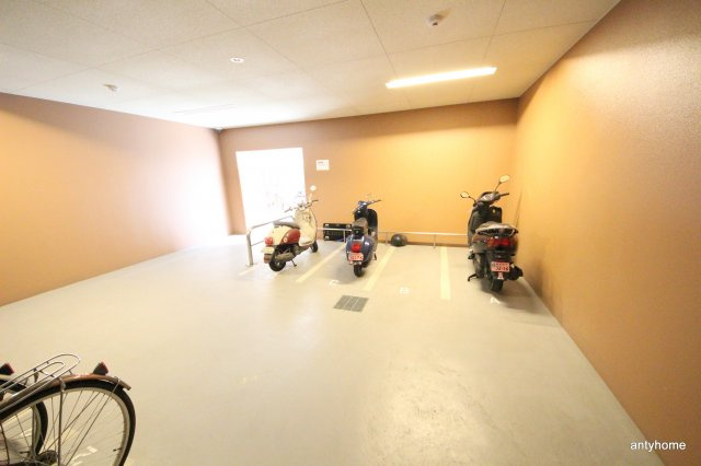 プレサンス天神橋ディオレ　仲介手数料無料の駐車場