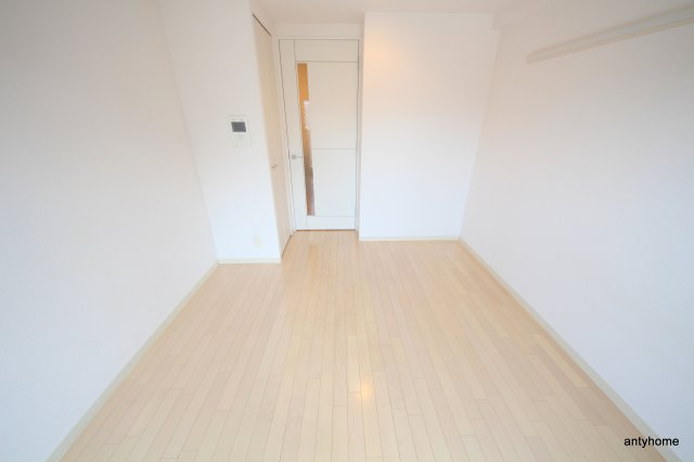 プレサンス天神橋ディオレ　仲介手数料無料の寝室