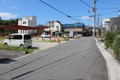 【前面道路含む現地写真】 | 大津市衣川三丁目分譲地