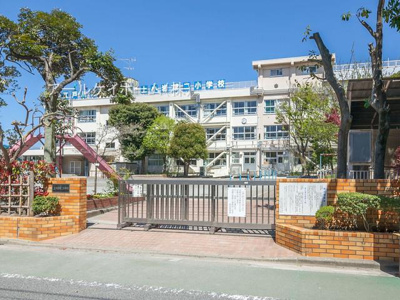 【周辺】 | 北小岩8丁目B号棟 | 江戸川区立上小岩第二小学校　距離190m