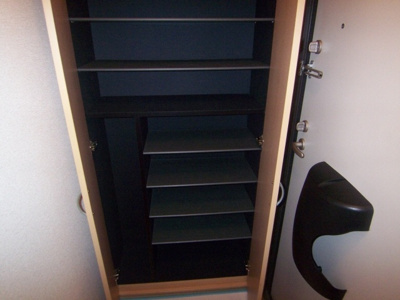 【玄関】 | ヴィラ・エスペランサＡ