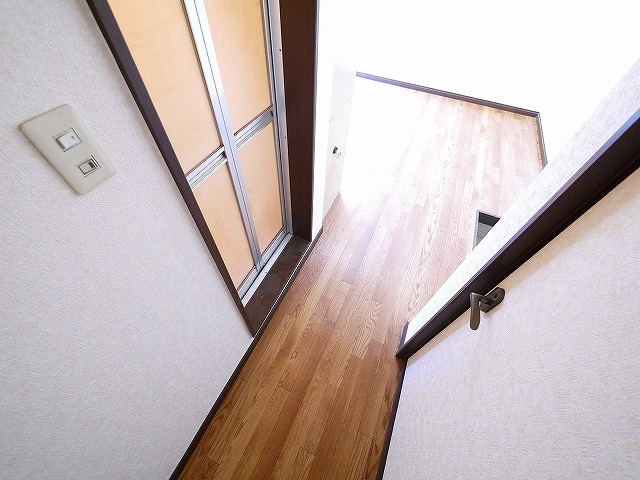 リバーサイドシングルのその他