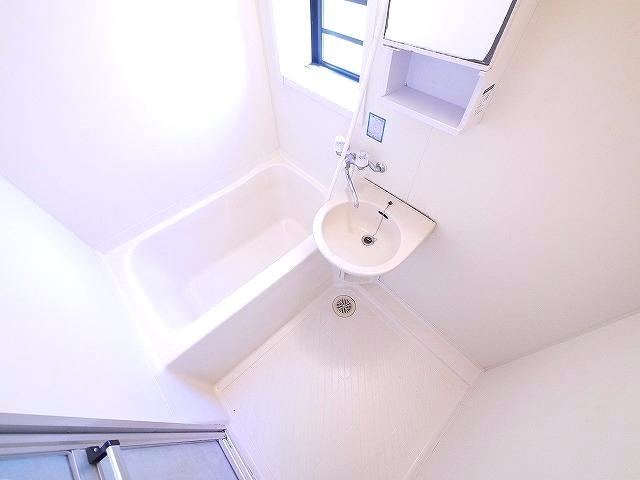 リバーサイドシングルの洗面所