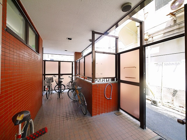 アヴェニールなかじまのその他共用部分|自転車置き場です