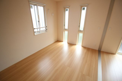 【洋室】 | グリーンシャルム