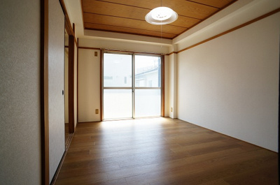 【洋室】 | 早乙女ハイツ