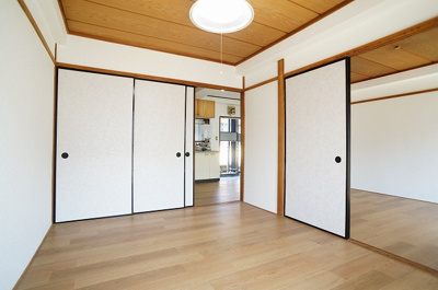 【洋室】 | 早乙女ハイツ