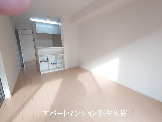 プリマベーラの居間・リビング