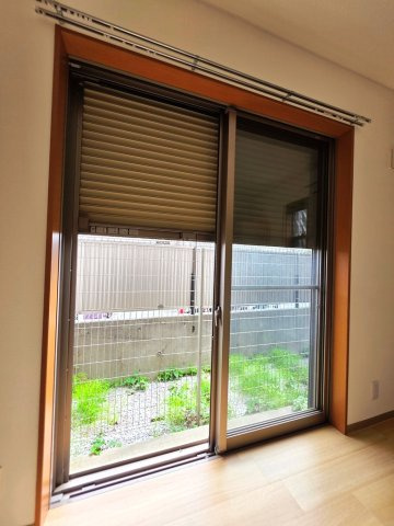 【設備】 | IZUMI T＆M | シャッター