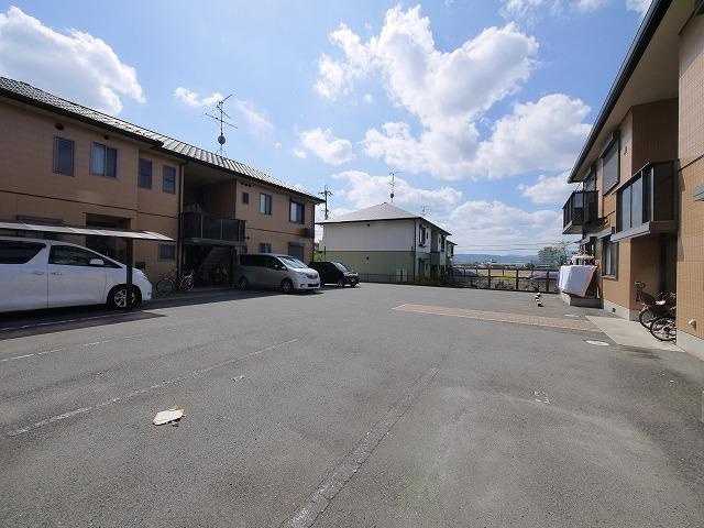 ピアノフォルテAの駐車場|駐車場に車を止められます