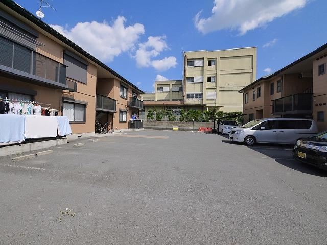 ピアノフォルテAの駐車場|カースペースがあります