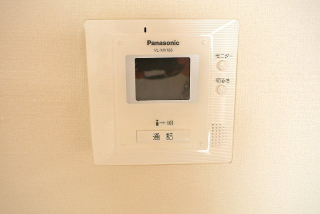 【設備】 | ルミエール上高丸 | カラーモニターフォン