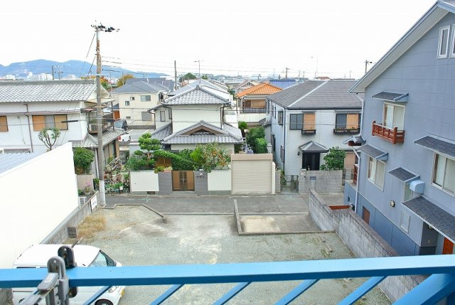 【展望】 | ルミエール上高丸 | バルコニ全面に建物が無いので日当たりなど良いです