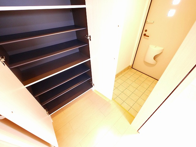 プリムローズ（奈良市西九条町）の玄関|シンプルで使いやすい玄関です