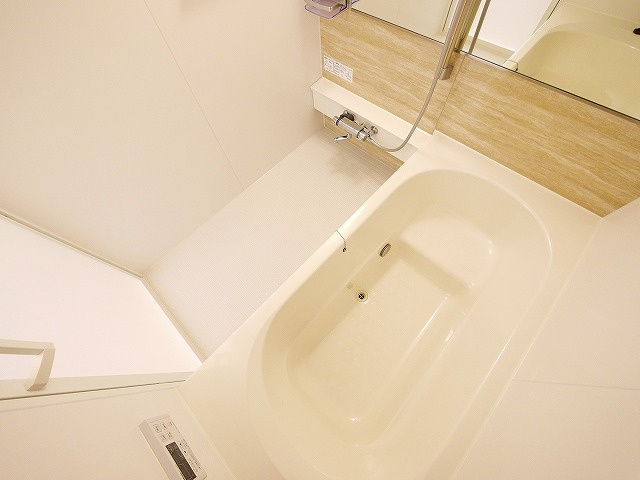 プリムローズ（奈良市西九条町）の浴室|ゆったり過ごせるお風呂です