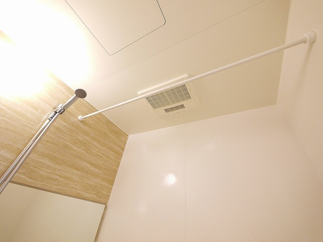 プリムローズ（奈良市西九条町）の設備|浴室乾燥機能