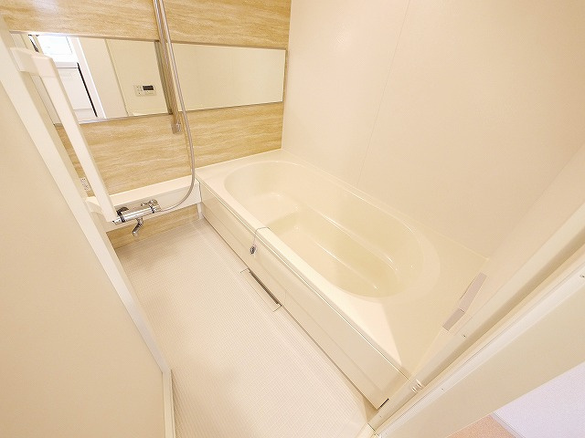 プリムローズ（奈良市西九条町）の浴室|きれいなお風呂です