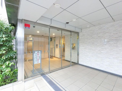 【エントランス】 | サンメゾン元住吉ＥＬＤＯ | 東急東横線・東急目黒線「元住吉」駅徒歩15分！「武蔵小杉」駅徒歩20分！JR南武線「武蔵中原」駅徒歩17分の3線3駅利用可能！