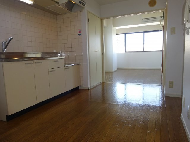 シークエンスヒルズの居間・リビング