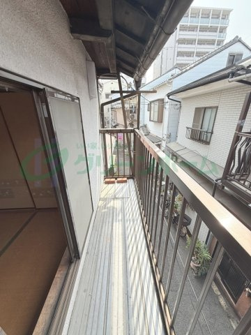 【バルコニー】