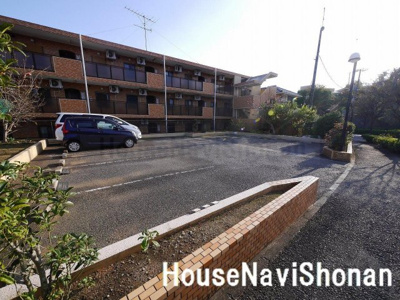 【駐車場】 | アゼリアコート湘南