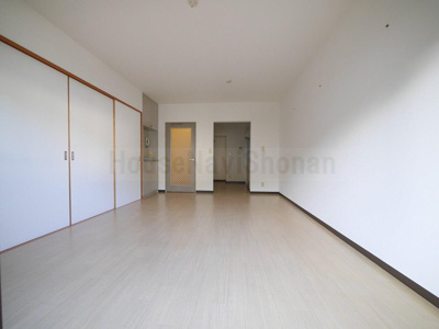 【居間・リビング】 | アゼリアコート湘南