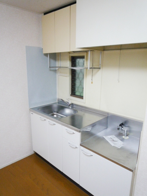 メゾンド東大和のキッチン|２口ガスコンロ設置可