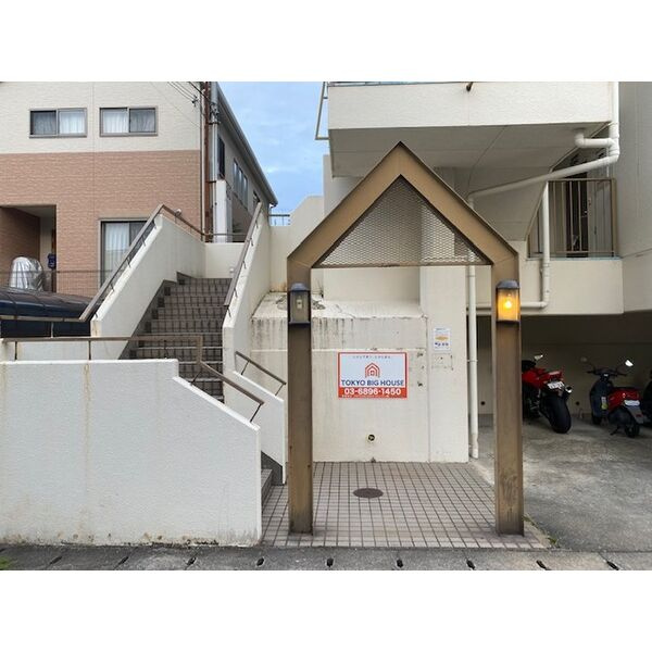 リッチライフ伊川谷Ⅰのエントランス