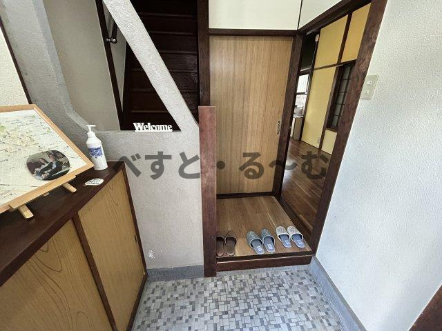 東藤江1丁目貸家の玄関