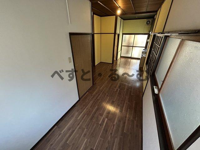 東藤江1丁目貸家の居間・リビング