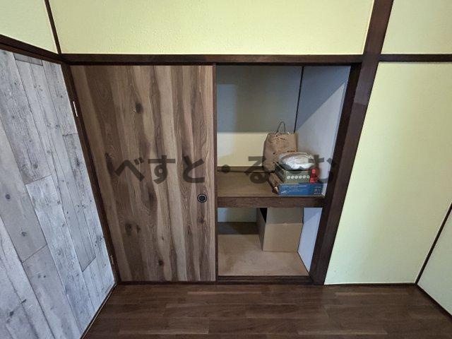 東藤江1丁目貸家の収納