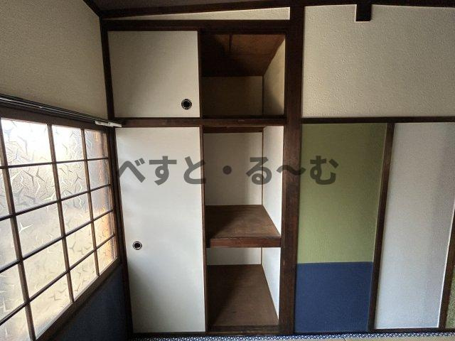 東藤江1丁目貸家の収納