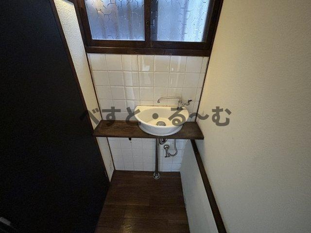 東藤江1丁目貸家の洗面所