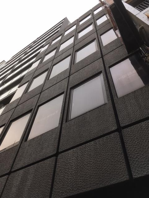 野沢天祐堂ビルの外観