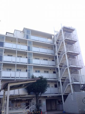 【外観】 | ルミネ鴨居 | JR横浜線「鴨居」駅徒歩12分！駅周辺には銀行等の生活施設が充実！