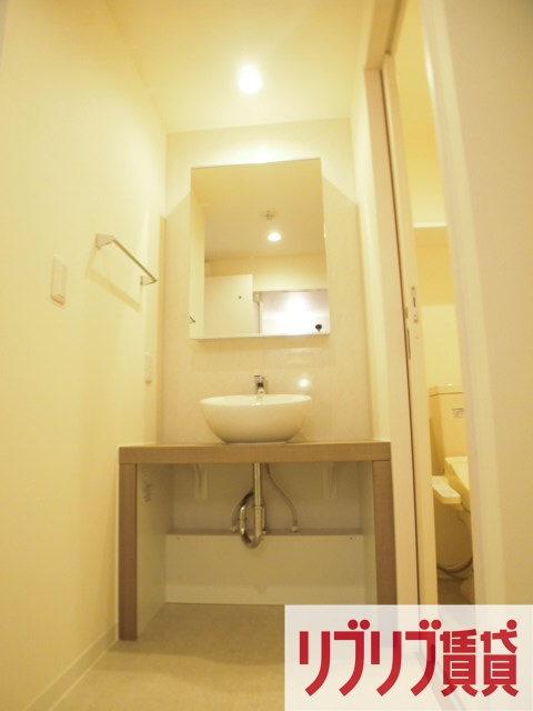 1/6th　（ワンシックス）の洗面所