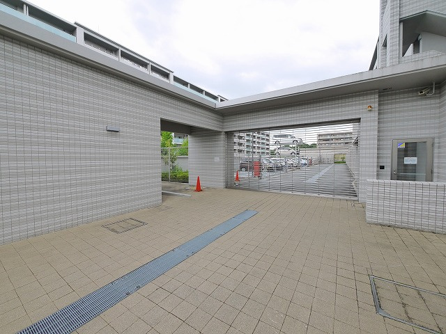 ローレルスクエア学研奈良登美ヶ丘Ⅳ（4）の外観|建物外観を気になさる方へ、見た目の良い物件です