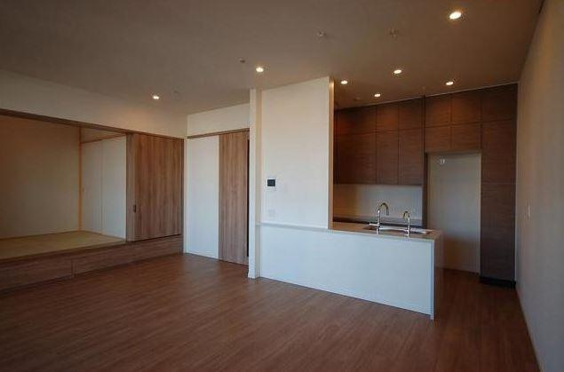 港区赤坂１丁目の賃貸マンションの居間・リビング