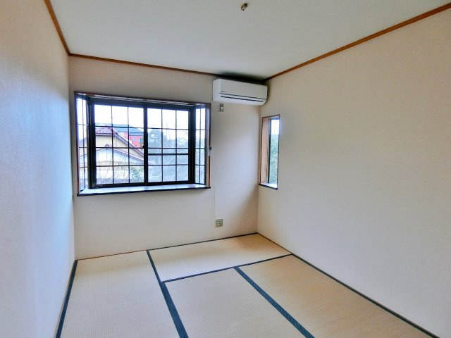 プチシャトーＨＩＴＡＮＩの和室