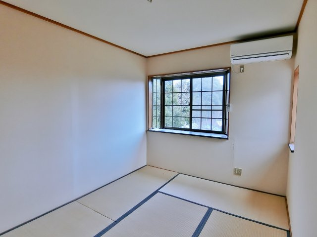 プチシャトーＨＩＴＡＮＩの和室