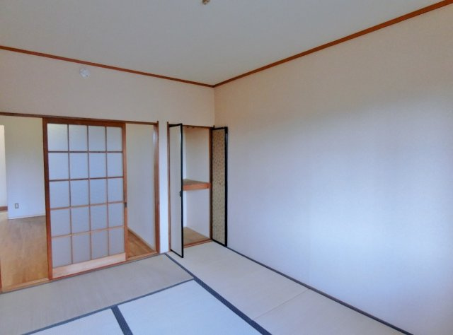 プチシャトーＨＩＴＡＮＩの和室