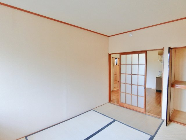 プチシャトーＨＩＴＡＮＩの和室