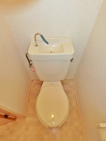 プチシャトーＨＩＴＡＮＩのトイレ