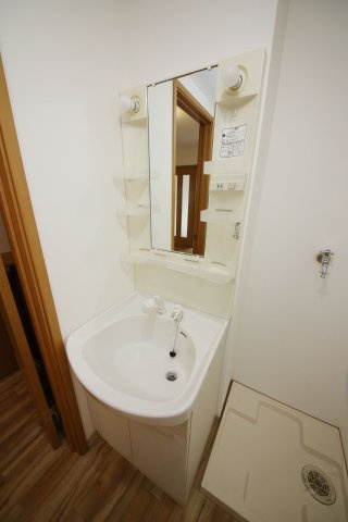 レーヴの独立洗面台