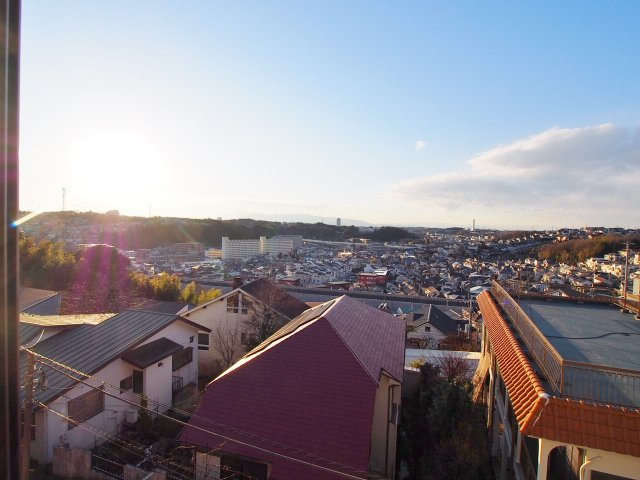 保土ヶ谷区上星川１丁目全２棟　新築戸建ての展望|高い建物がなく開放感があります。