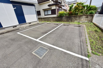【駐車場】 | エステート新宿Ｂ