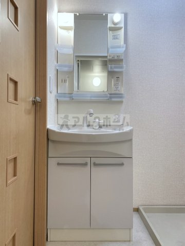 エストの独立洗面台