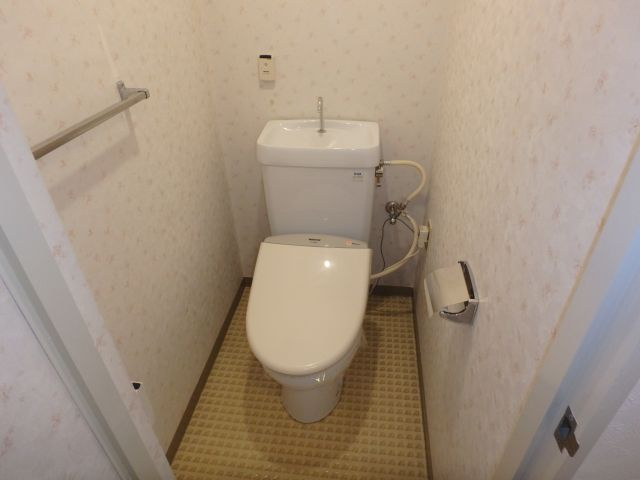 メゾン青山のトイレ